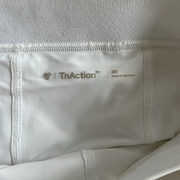 TNA TnAction Golf Skirt - Picture 3 of 4